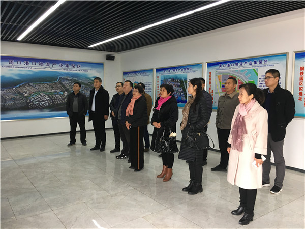 民盟周口市委到港区进行城市建设调研